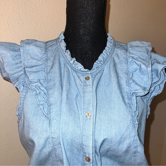 LC Lauren Conrad Women’s 100% Cotton Denim Sleeveless Ruffle Blouse Size: Large - Picture 11 of 12